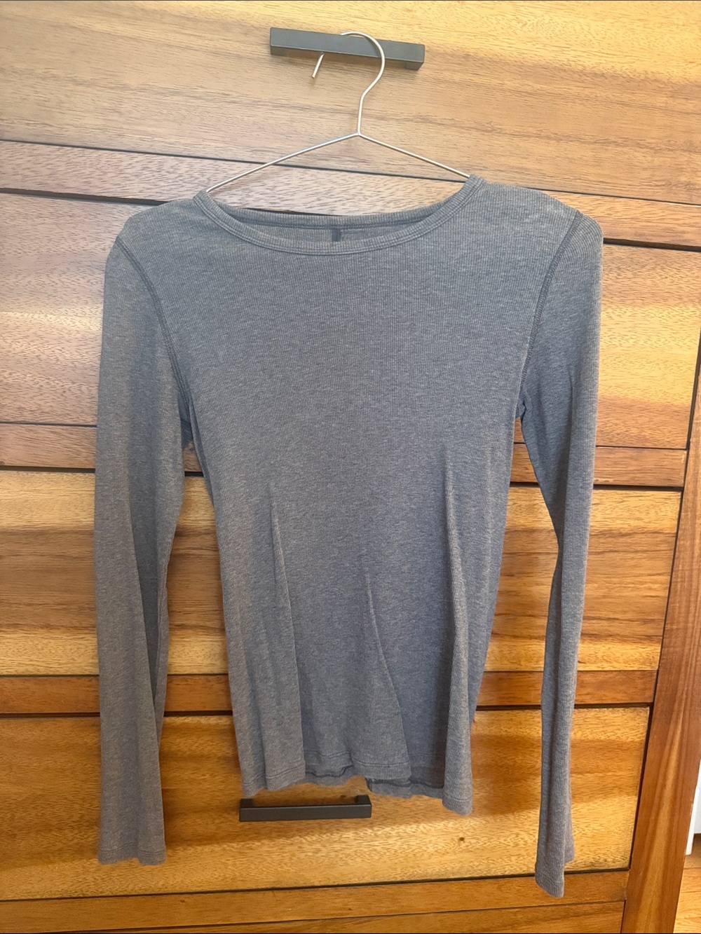 Classic Long-Sleeve Everlane Ribbed Crewneck Women's Top - brownish Gray